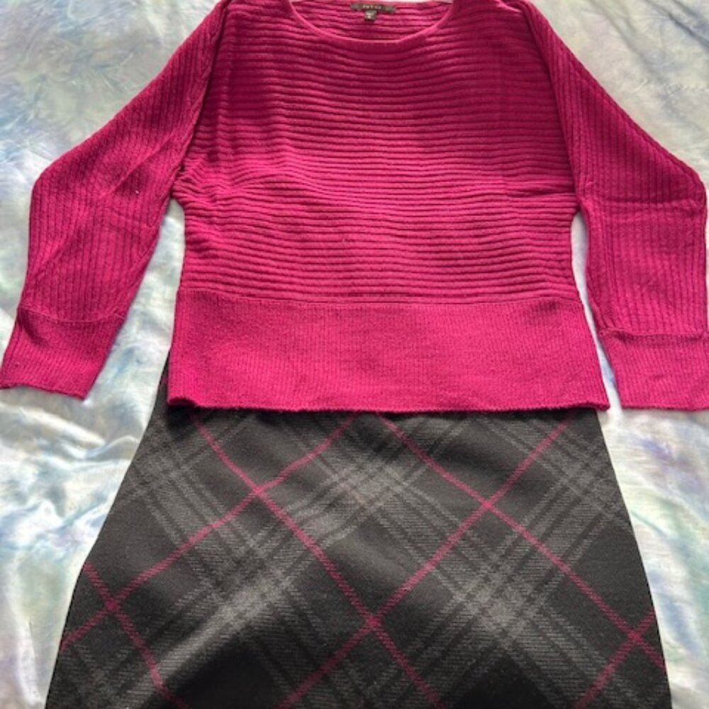 Rose Sweater w/Plaid Skirt set